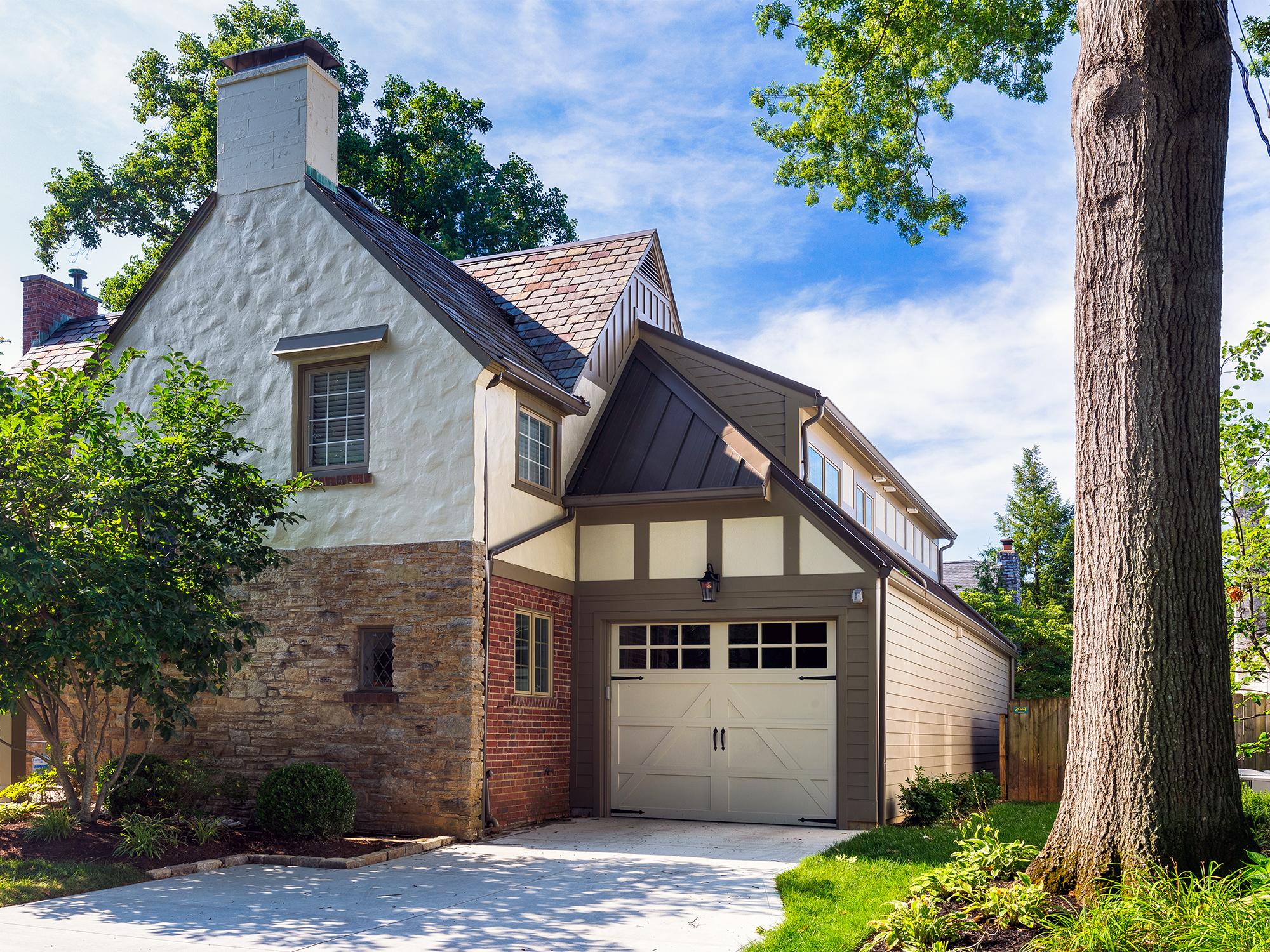 addition to historic Tudor Hyde Park Cincinnati Wilcox Architecture residential